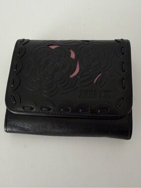 Anna Sui rose embossed 3-fold wallet